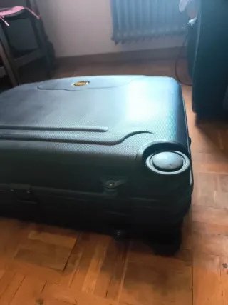 Maleta Rígida Simba Negra con Perchas 55*20*65