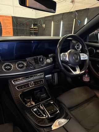 Mercedes E350 Cabrio 2020 AMG Line, automático