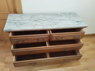 Cómoda antigua 4 cajones mármol y madera