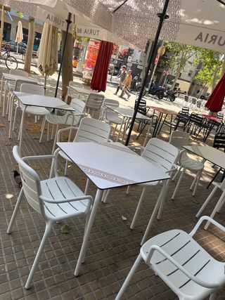 Oferta de trabajo como camarera