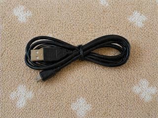 PS4 Bianca + Controller personalizzato GTA V + 2 giochi