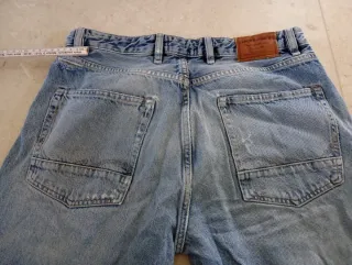Jeans strappati ragazzo taglia 32/33