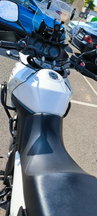 Suzuki V-Strom 650 DL 2010 Blanca