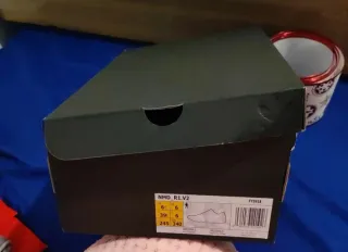 Zapatillas Adidas NMD_R1.V2 Edición Especial