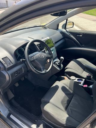 Toyota Corola Verso 2006 2.2d D4D