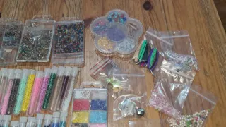 Lote abalorios y cuentas | Cajas + Tubos