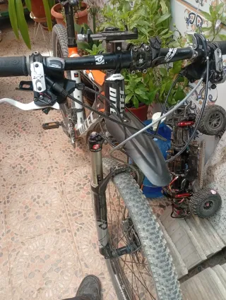 Bicicleta de montaña carbono
