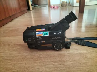 Sony Handycam Video 8 XR 220x Zoom.Negociable