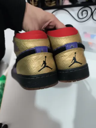 Air Jordan 1 Mid Personalizadas