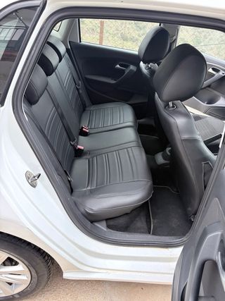 Volkswagen Polo 2015