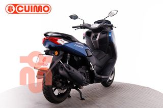 YAMAHA NMAX 125