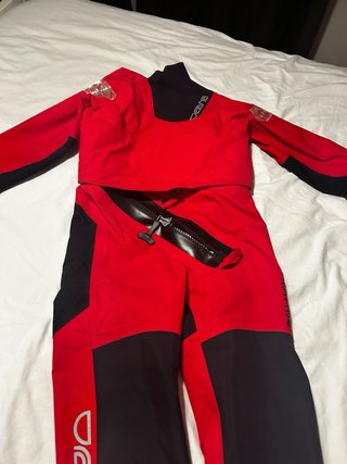 Traje seco niño vela