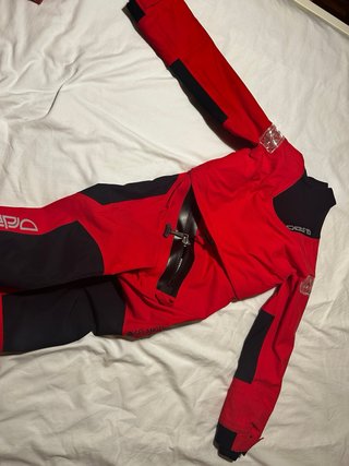 Traje seco niño vela