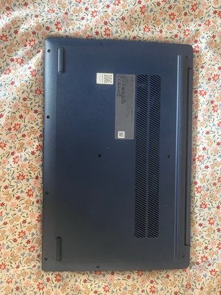 Lenovo IdeaPad Slim 3 15IAN8 Portátil
