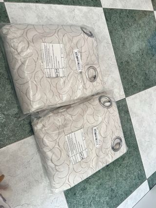 Elegantes Cortinas Beige y Dorado 132x241cm
