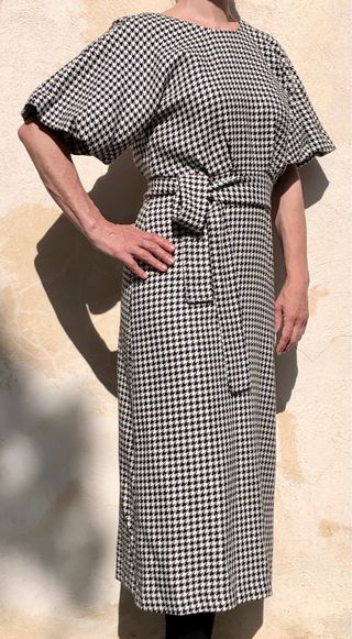 Vestido Pata de Gallo Manga Abullonada Buen estado