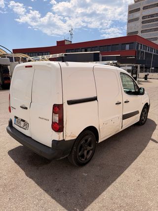 Peugeot Partner 2016