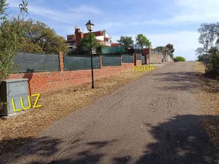 Parcela urbanizable 720m² con caseta 24m²