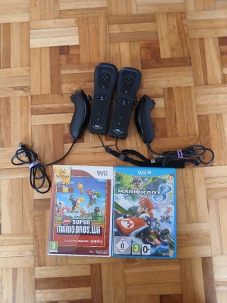 Consola Nintendo Wii U Negra + Juegos