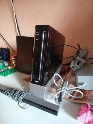 Consola Nintendo Wii U Negra + Juegos