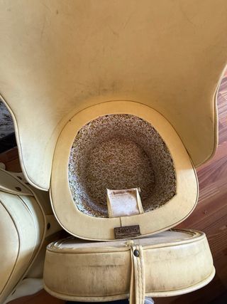 2 butacas Antiguas Polipiel Beige