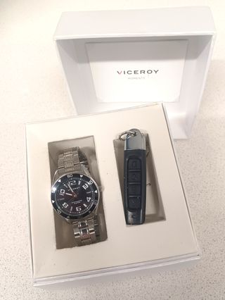 Reloj VICEROY de hombre y mando control remoto.