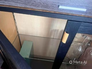 Vitrina Licorera Madera y Cristal