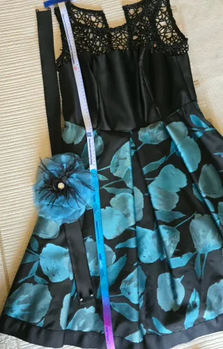 Vestido fiesta negro y azul con flor