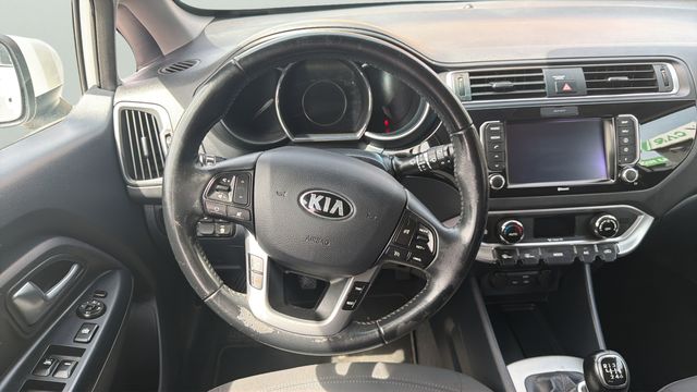 Kia Rio 1.1 CRDi WGT UEFA Euro2016 Eco-Dynamics 55 kW (75 CV)