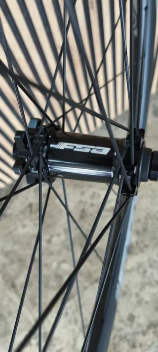 Ruedas FSA Carbono i29