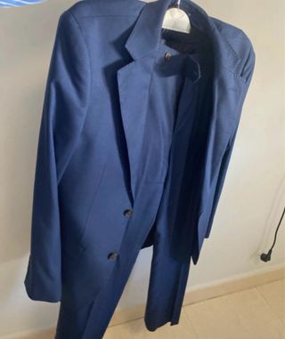 Traje de caballero azul talla 42