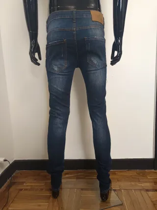 Pantalón vaquero Dsquared2 con parches