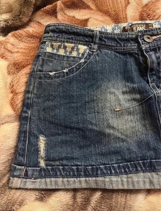 Falda vaquera vintage Bershka