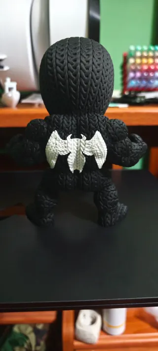 Figura Venom Crochet Impresión 3D