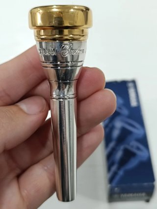 Boquilla Trompeta Yamaha TR-16C4-GP (baño en oro)