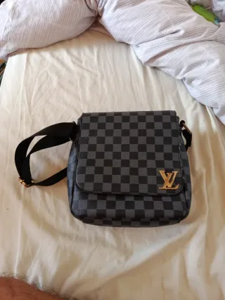 Borsa Louis Vuitton Uomo Grigia e Dorata