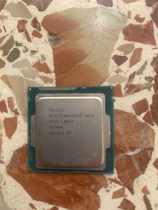 Lote 4 Procesadores Intel y AMD