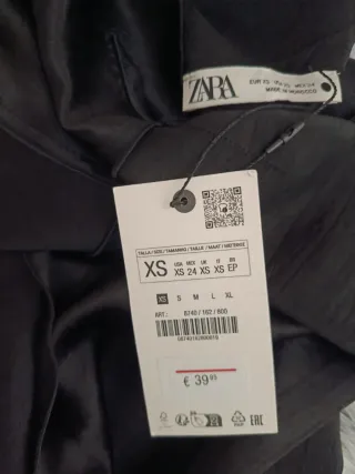 Vestido midi negro Zara