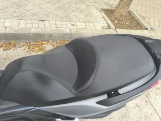Kymco Superdink 350i Gris