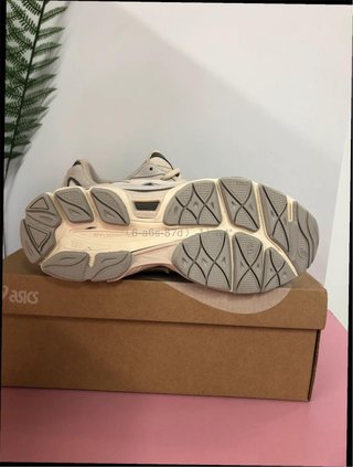 ASICS GEL-NYC x The North Face Talla 41.5