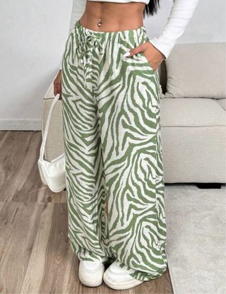 Pantalones anchos estampado cebra