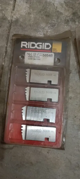 Peines para roscar5008 HS Métricos (4 piezas)