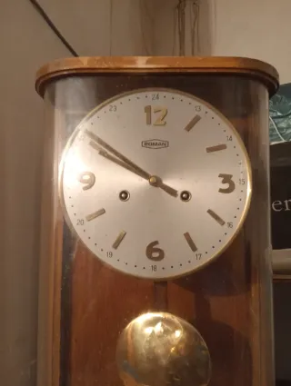 Reloj de pared Roman madera y cristal