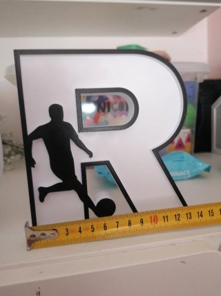 Letra R 3D temática fútbol