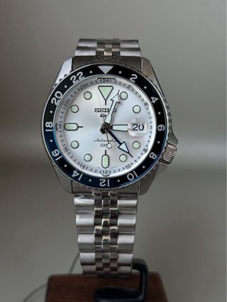 Seiko 5 Sports GMT SSK029K1 Edición Limitada