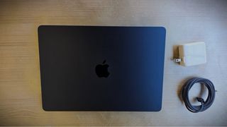 MACBOOK AIR 13 CHIP M4 DE 512 GB 2025