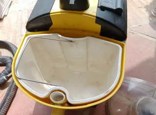Kärcher Puzzi 100 Máquina de Limpieza
