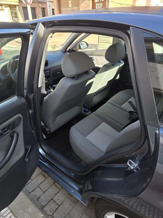 SEAT Ibiza 2004