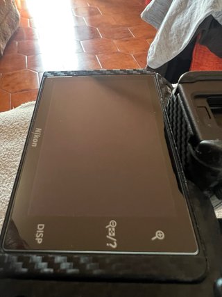 Nikon Z50 con obiettivo e 2 batterie