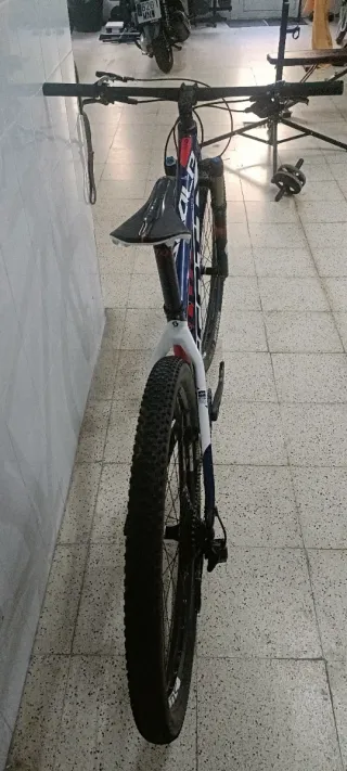 Scott Red Bull Rígida T-M